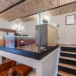 Parliament Dream Apartment! Daire
