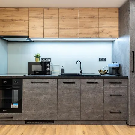 Parliament Dream Apartment!