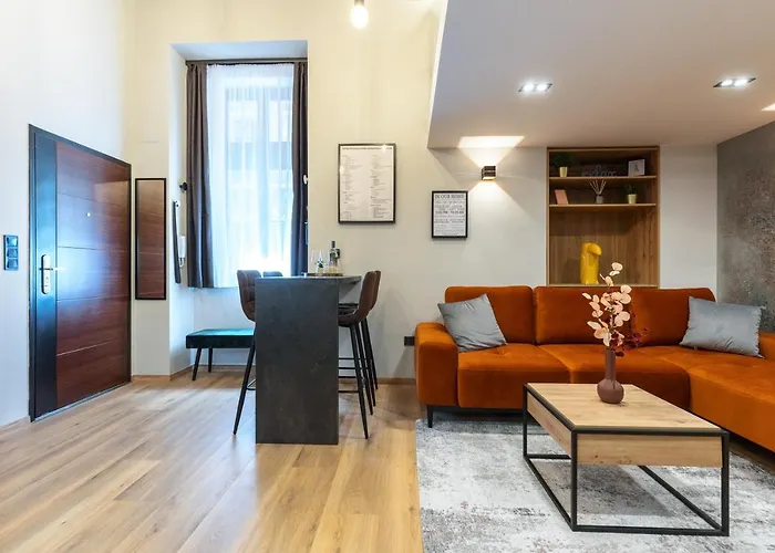 Parliament Dream Apartment! *